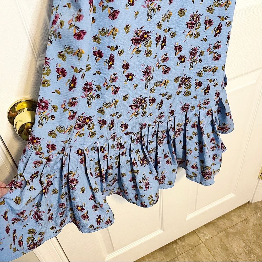 ✧･ﾟnwot uo blue floral dress - Picture 4 of 7